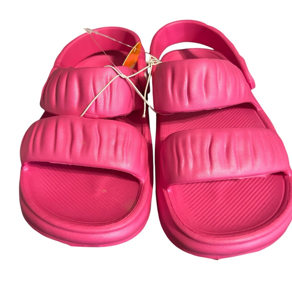 Women sandals size 8